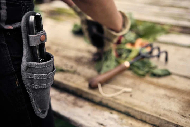 Metal Pruner with Sheath