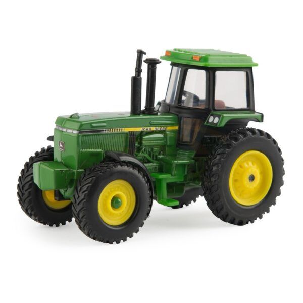 John Deere Vintage Tractor with Cab 1:64