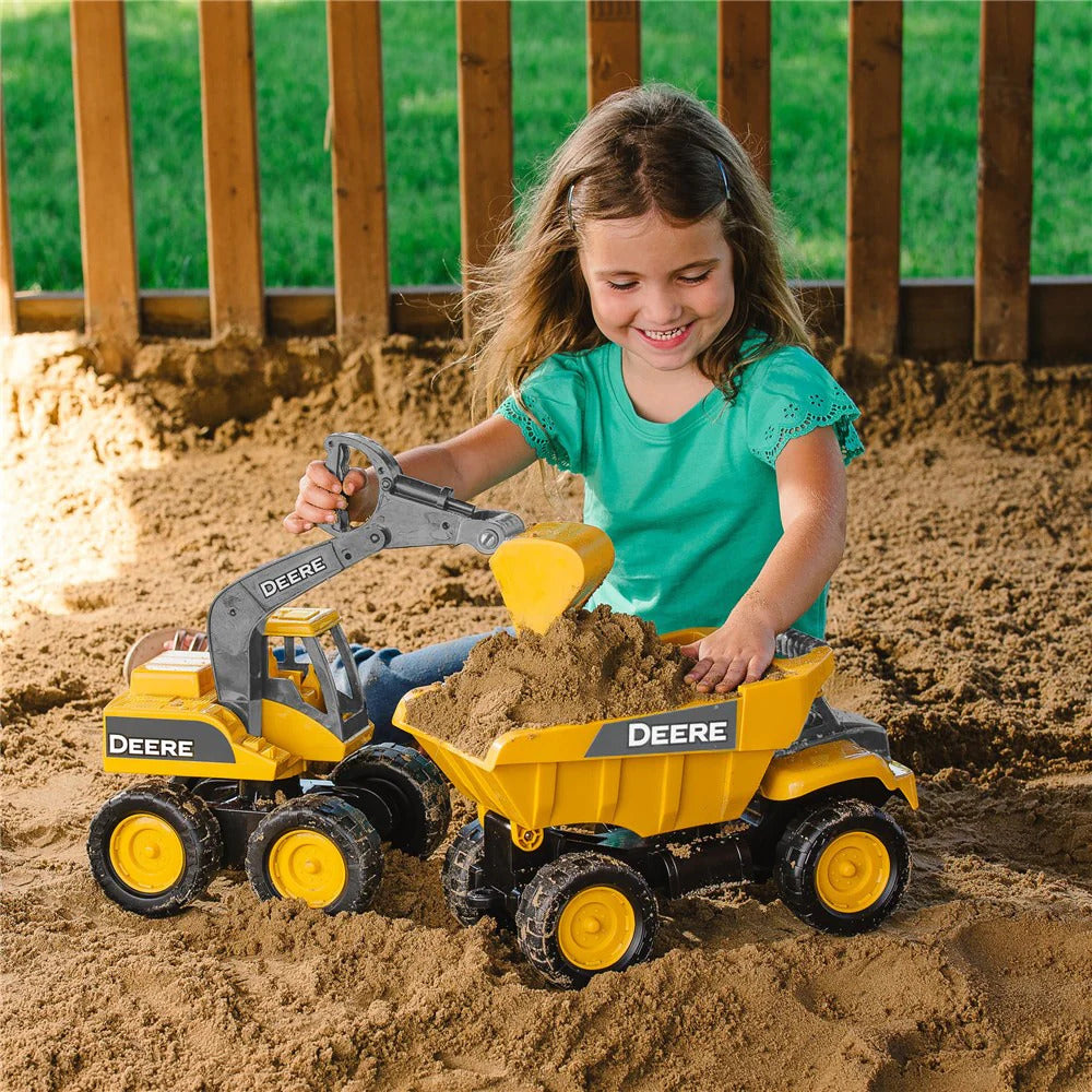 John Deere Construction Excavator