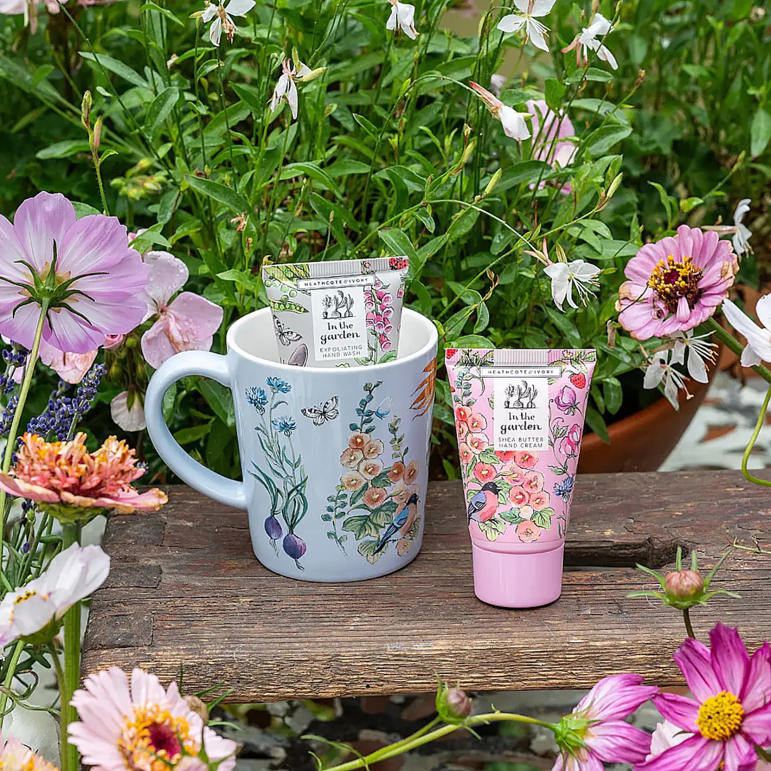 Heathcote & Ivory In The Garden Tea Break Ceramic Mug & Hand Cream